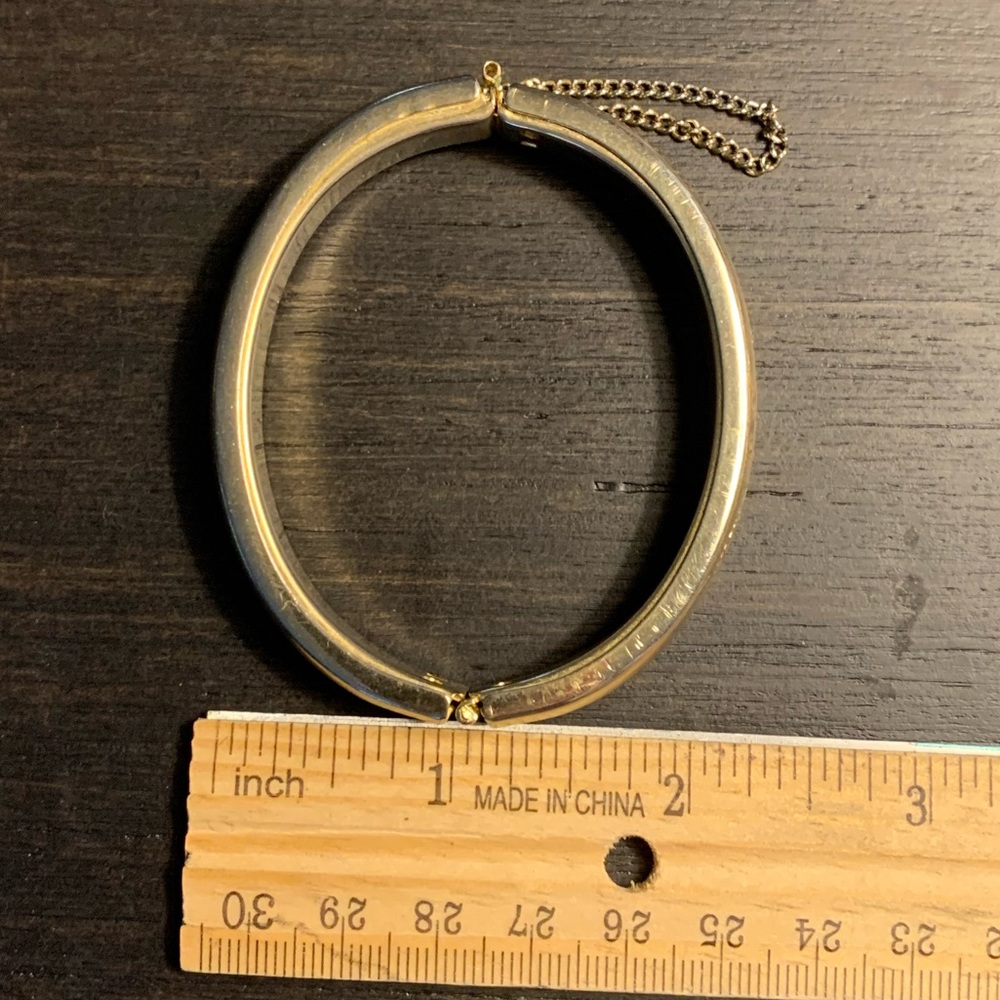 Gold Bangle Bracelet with Safety Chain * EUC * - Picture 9 of 9